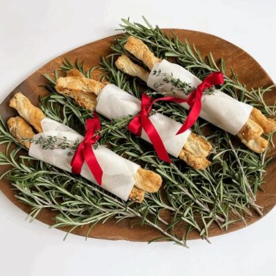 Herbed Puff Pastry Straws